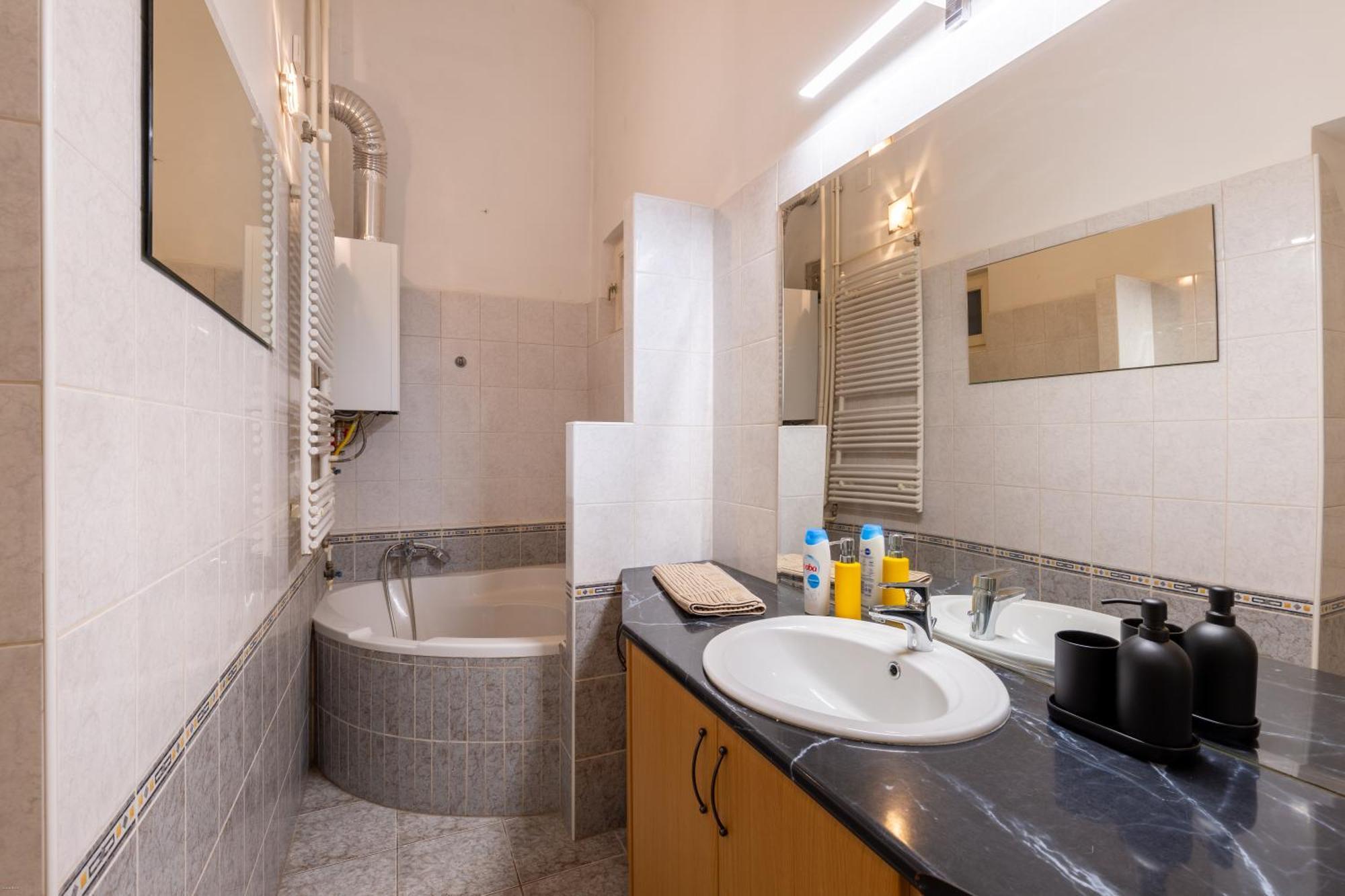 D8 Sphinx Apartman بودابست المظهر الخارجي الصورة